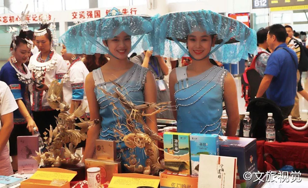 搭乘首發(fā)高鐵，海真珠珍珠粉抵達東方明珠